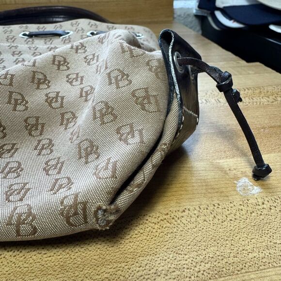 VTG Dooney & Bourke Brown Tan Logo Monogram Tote Satchel Canvas Leather Purse - Picture 9 of 9